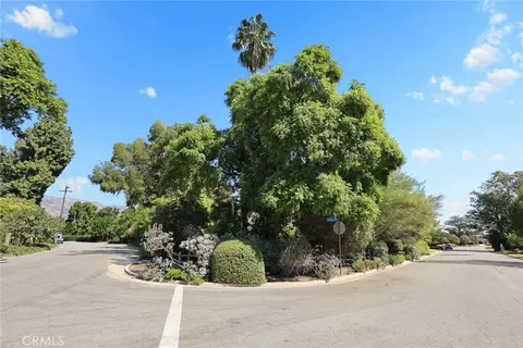 Exterior - 3625 Lombardy, Pasadena, CA 91107 photo 18 of 20