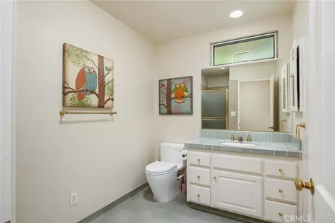 Bath - 3625 Lombardy, Pasadena, CA 91107 photo 1 of 4