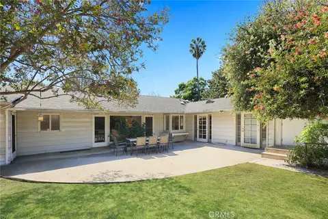 Exterior - 3625 Lombardy, Pasadena, CA 91107 photo 9 of 20