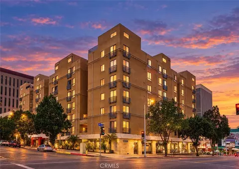 625 S Berendo #301, Los Angeles, CA 90005