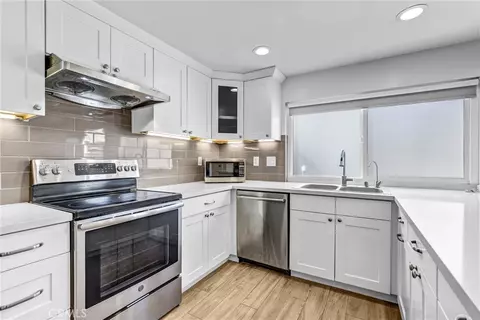 Kitchen - 4227 Larwin Ave, Cypress, CA 90630 photo 3 of 3