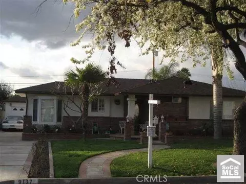 9137 Garnish Dr, Downey, CA 90240 photo 1