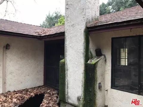 2076 Pasadena Glen Rd, Pasadena, CA 91107 photo 4