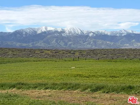 166 Russell Ranch Hwy, New Cuyama, CA 93254