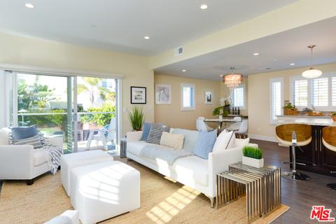 60 Ozone Ave, Venice, CA 90291 photo 1