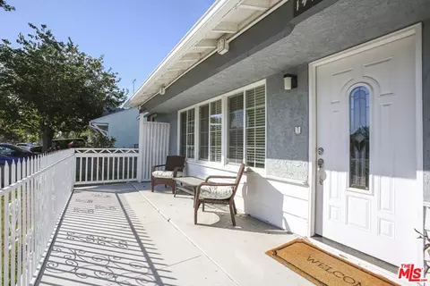 14961 Marlin Pl, Van Nuys, CA 91405 photo 2
