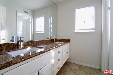153 E 220th St, Carson, CA 90745 photo 13