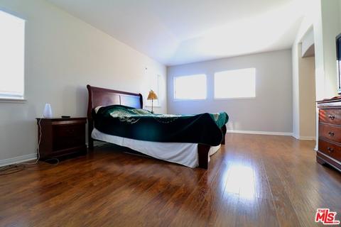 153 E 220th St, Carson, CA 90745 photo 8