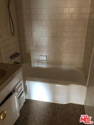 931 W 132nd St, Compton, CA 90222 photo 2