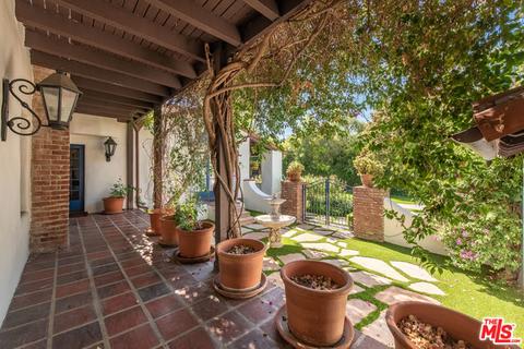 4700 Libbit Ave, Encino, CA 91436 photo 8