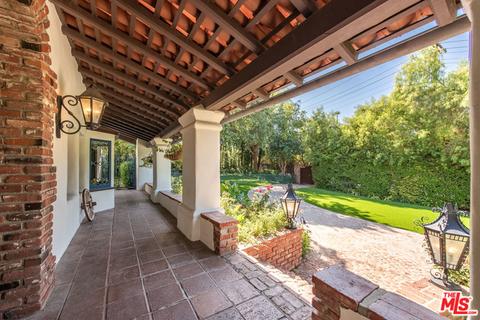 4700 Libbit Ave, Encino, CA 91436 photo 9