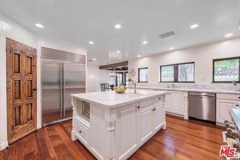 4700 Libbit Ave, Encino, CA 91436 photo 20