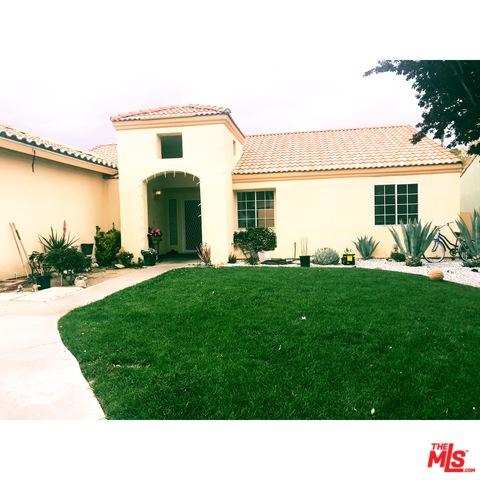 4861 Opal Ave, Palmdale, CA 93552 photo 2