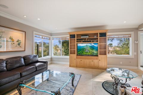 10912 Cardamine Ct, Tujunga, CA 91042 photo 7