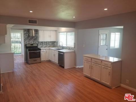 813 E Gladwick St, Carson, CA 90746 photo 9