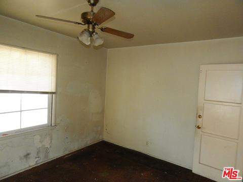 1506 W Piru St, Compton, CA 90222 photo 10