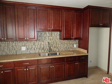 1506 W Piru St, Compton, CA 90222 photo 3