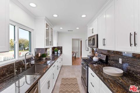 402 Birmingham Rd, Burbank, CA 91504 photo 13