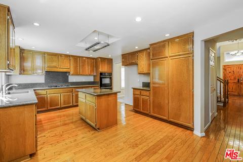 2256 Ajuga Ave, Upland, CA 91784 photo 4