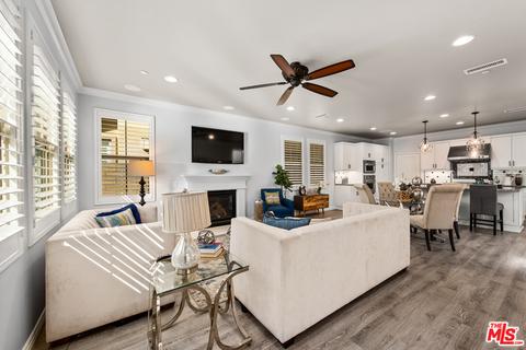 128 Telstar, Irvine, CA 92618 photo 5
