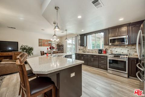 2868 Portals Ave, Clovis, CA 93611 photo 23