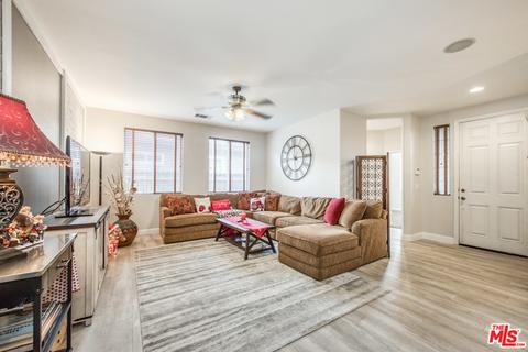2868 Portals Ave, Clovis, CA 93611 photo 8