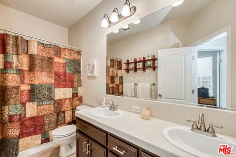 2868 Portals Ave, Clovis, CA 93611 photo 24