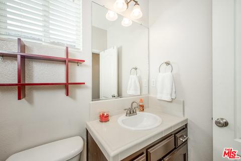 2868 Portals Ave, Clovis, CA 93611 photo 12