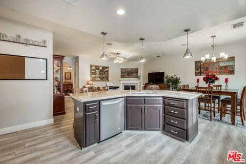 2868 Portals Ave, Clovis, CA 93611 photo 22