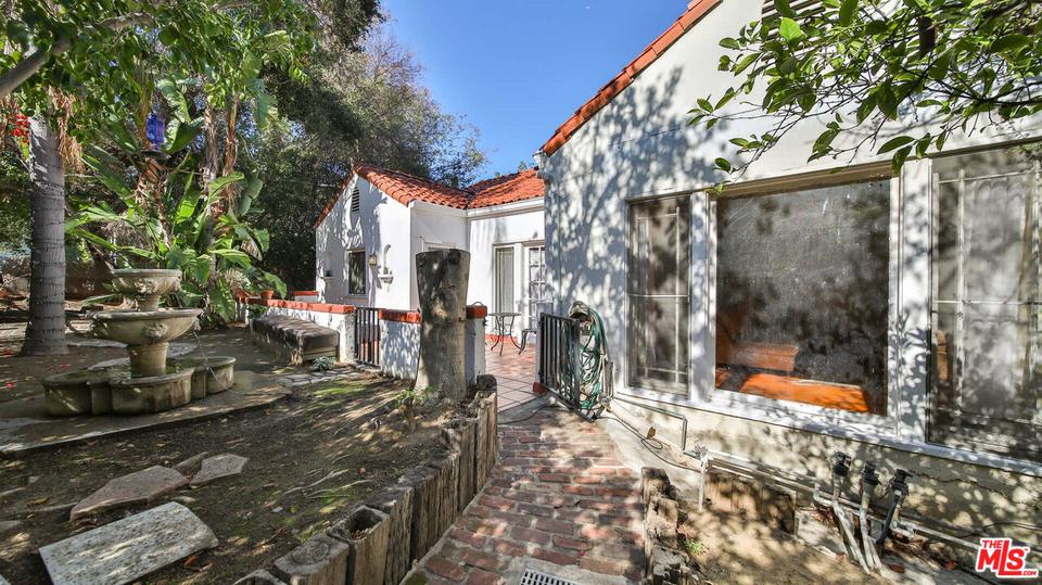 3748 Fredonia Dr, Los Angeles, CA 90068 31 Photos MLS 21106211