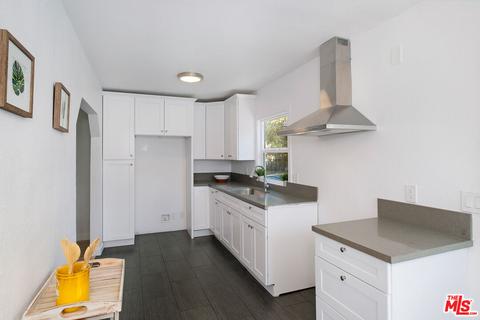 2028 E Oris St, Compton, CA 90222 photo 6