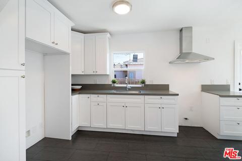 2028 E Oris St, Compton, CA 90222 photo 7