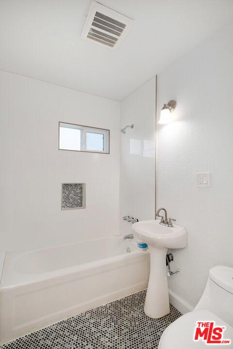 2028 E Oris St, Compton, CA 90222 photo 14