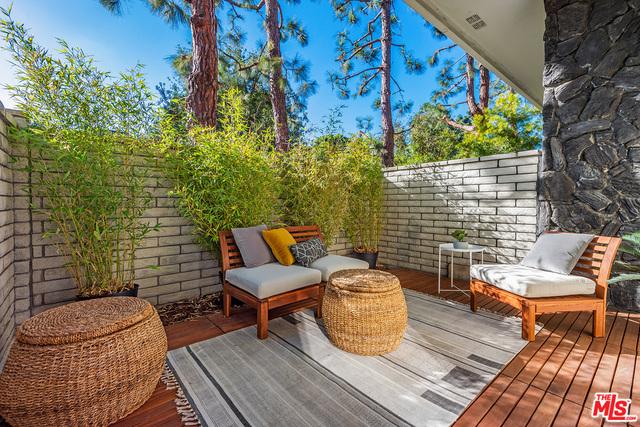 47 La Villa Marina J Marina Del Rey Ca 1 Photos Mls 21 Movoto