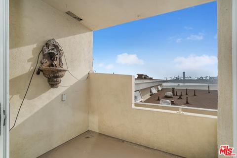 34 3rd Pl, Long Beach, CA 90802 photo 5