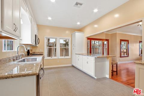 1106 Chestnut Ave, Long Beach, CA 90813 photo 6