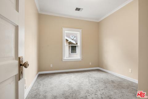 1106 Chestnut Ave, Long Beach, CA 90813 photo 14