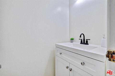 109 W Spring St #D, Long Beach, CA 90806 photo 32