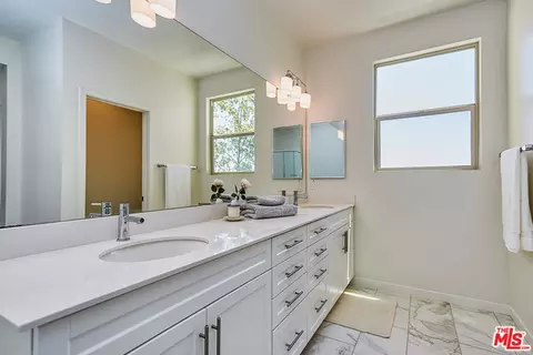 726 Colorado Cir, Carson, CA 90745 photo 26