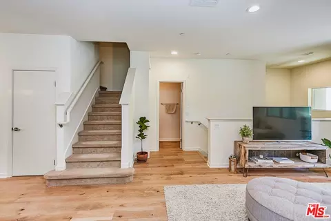 726 Colorado Cir, Carson, CA 90745 photo 12