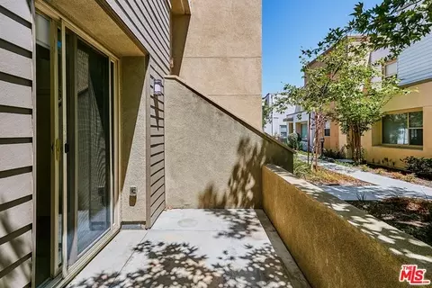 726 Colorado Cir, Carson, CA 90745 photo 9