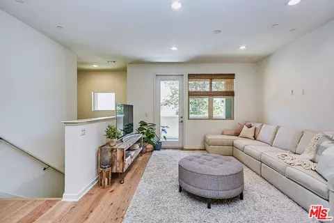726 Colorado Cir, Carson, CA 90745 photo 10