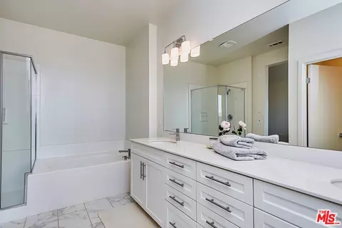 726 Colorado Cir, Carson, CA 90745 photo 25