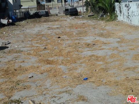 617 W 82nd St, Los Angeles, CA 90044