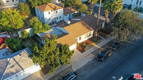 5444 Camellia Ave, North Hollywood, CA 91601