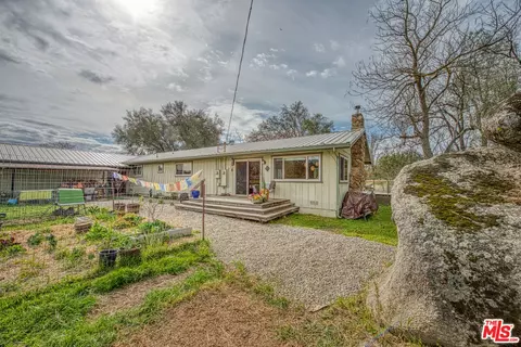 Exterior - 30443 Auberry Rd, Prather, CA 93651 photo 26 of 27