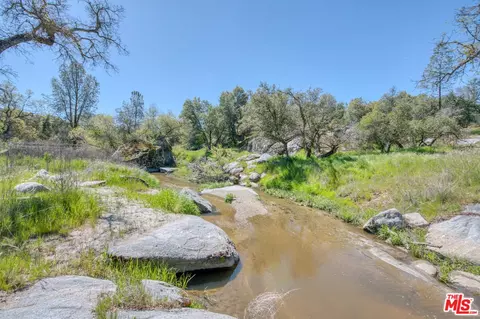 View/Area - 30443 Auberry Rd, Prather, CA 93651 photo 6 of 13