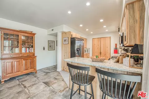 Kitchen - 30443 Auberry Rd, Prather, CA 93651 photo 2 of 3