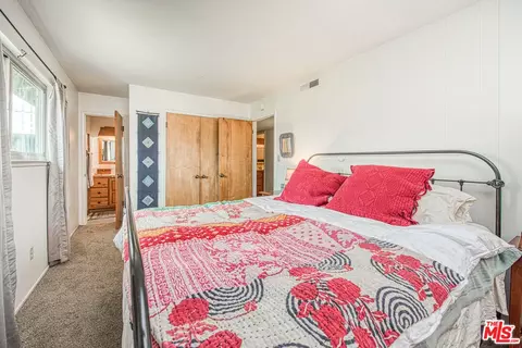 Bedroom - 30443 Auberry Rd, Prather, CA 93651 photo 3 of 3