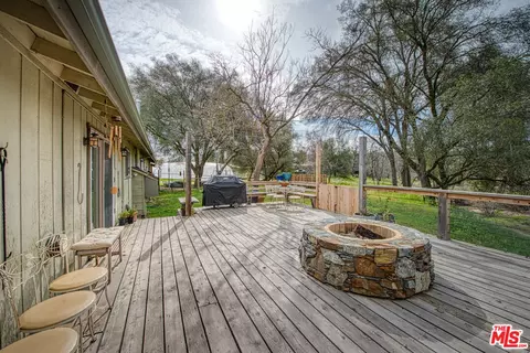 Exterior - 30443 Auberry Rd, Prather, CA 93651 photo 24 of 27